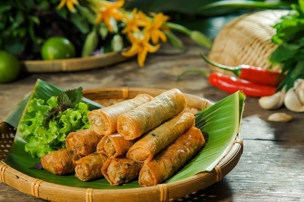 Các món nhậu ngày Tết - Chả giò